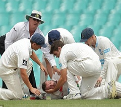 Injured Aus Cricketer Hughes Died