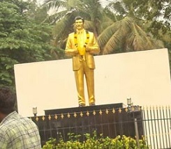 Tamilians Warn To Demolish Sobhan Babu’s Statue