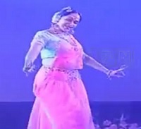 Hema Malini’s elegant performance at Pune festival