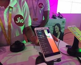 Reliance Jio number portability issues: Airtel, Vodafone, Idea rejecting MNP requests, Jio tells TRAI