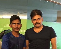 Pic Talk: Pawan Busy Sweating in Gym
