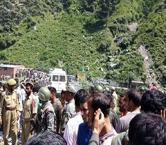 16 Killed in Amarnath Yathra Bus Accident
